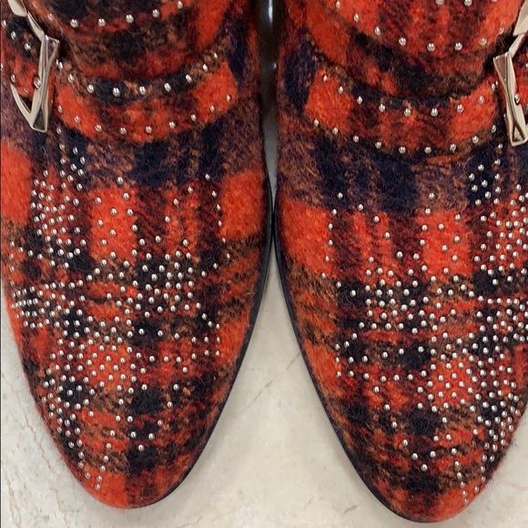 HOST PIC CHLOE SUSANNA WOOL TARTAN AND SHEARLING BOOTS WITH SILVER RIVETS SZ38.5 - Picture 9 of 15